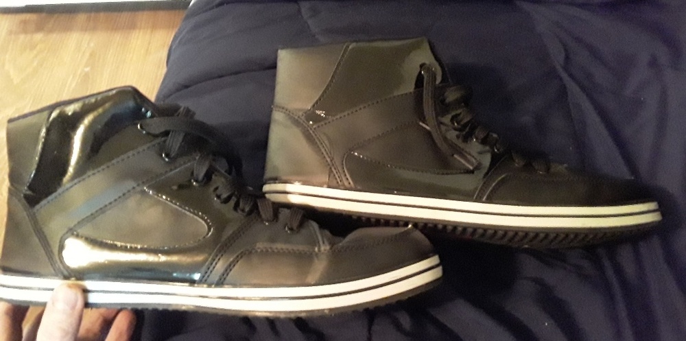 New size 11 hi-tops